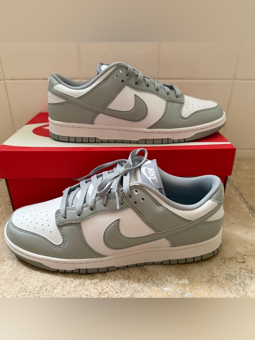 Nike Dunk Low Retro - White & Smoke Grey
